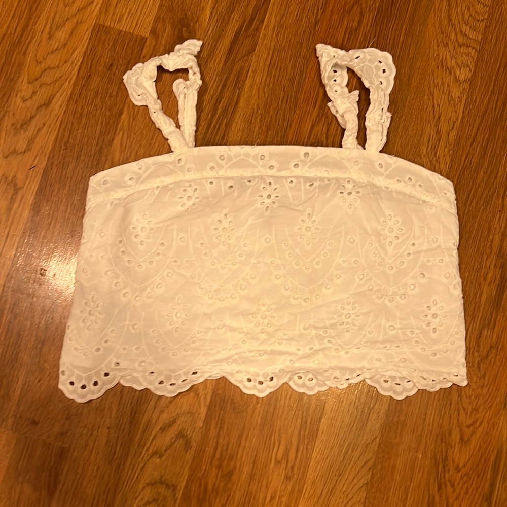 Express eyelet tank